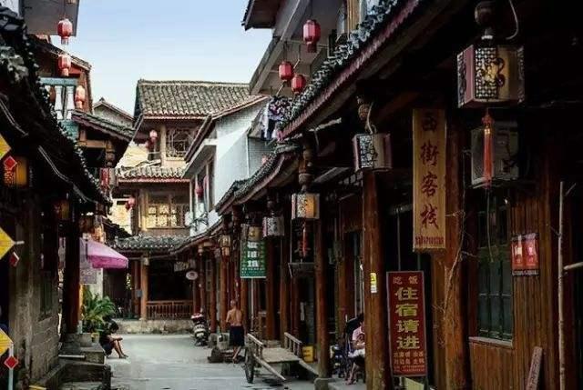 万事如意新年贺岁龙年海报背景素材
